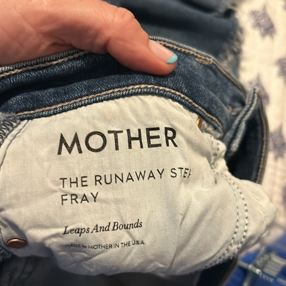 MOTHER Hustler Step Fray Jeans High Rise - Picture 3 of 8